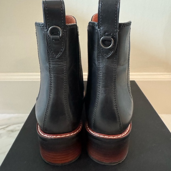 Like-New, Black Leather Coach Bowery Chelsea Boots size 8 - Picture 6 of 10